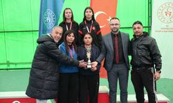 Iğdır’da Bocce Rüzgarı: Şehit Fatih Kara Spor Lisesi Çifte Şampiyonlukla Damga Vurdu!