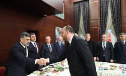 Iğdır’da Siyaset Rüzgarı Ankara’da Esti: AK Parti İl Başkanı Ayaz, Daraltılmış Toplantıya Katıldı