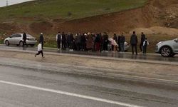 Düğün konvoyunda kaza: 2 yaralı