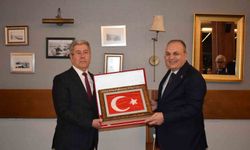 Emekli olan İzmir BAM Başsavcısı Arapoğlu'na veda töreni