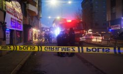 Erzurum'da halı mağazasında yangın: Polis bir kişiyi gözaltına aldı