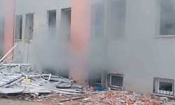 Eski kamu binasında yangın