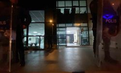 Kamu görevlisi 4 bin dolar rüşvet alırken suçüstü yakalandı