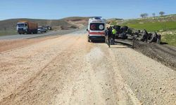 Kamyonun sürücüsü yaralandı