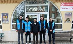 KYK öğrencileri camiyi temizledi, ihtiyaç sahiplerine kumanya ulaştırdı