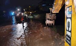 Siirt Valiliği: 'Kurtalan'da sel ve taşkınlara 21 araç ve 59 personel ile müdahale edildi'