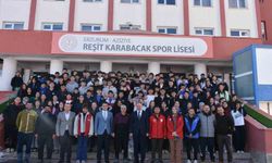 Tecrübelerini liseli gençlerle paylaştılar