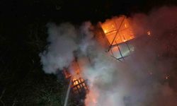 Tek başına yaşadığı evinde alevlerin arasında hayatını kaybetti