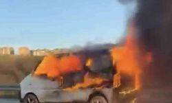 Ticari araç alev aldı