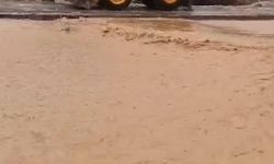 Yollar göle döndü