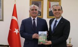 Vali Taşolar’a Anlamlı Ziyaret: "Her Yönüyle Iğdır" Tanıtıldı