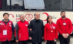 Vali Taşolar’dan Kızılay Kan Merkezine Ziyaret