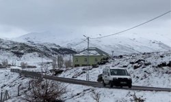 Ağrı'da Nisan ayında kar sürprizi