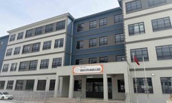 Lise öğrencisi silahla yakalandı