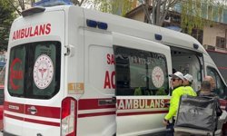 Motosiklet yayaya çarptı, 1 yaralandı