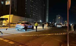 Motosiklet yolun karşısına geçmeye çalışan yayaya çarptı: 1 ölü, 2 yaralı