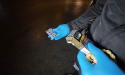 Otomobilde sentetik hap ele geçirdi