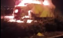 Seyir halindeki tır alev topuna döndü