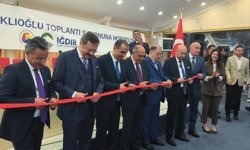 Hisarcıklıoğlu Kendi Adının Verildiği Toplantı Salonunun Açılışını Yaptı