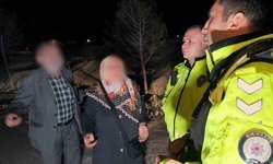 Kaza sonrası sürücü kaçtı, yaşlı çift geldi: Polisi ikna etmek için dakikalarca dil döktüler