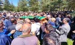 Kazada hayatını kaybeden kamyon sürücüsü son yolcuğuna uğurlandı