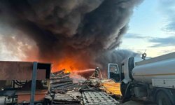 Kereste fabrikasındaki yangın kontrol altına alındı