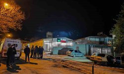 Silahlı ve bıçaklı kavga: 2 yaralı