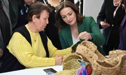 Unutulmaya yüz tutan 'el nakışı' bu kursla gelecek nesillere aktarılacak