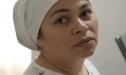 Yangından komşusunu kurtarmak isterken canından oldu