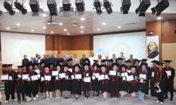 Iğdır Üniversitesi İlahiyat Fakültesi'nde Mezuniyet Gururu