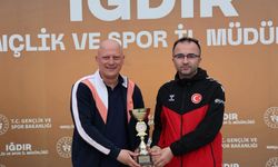 Iğdır’da 19 Mayıs Tenis Turnuvası Şampiyonları Belli Oldu