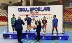 Ağrılı öğrenci Osman Oğur, halterde Türkiye şampiyonu oldu