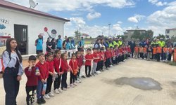 Iğdır'da Miniklere Hayati Ders: Trafik Haftası Coşkuyla Kutlandı!