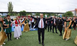 Iğdır Valisi Kafkas Folklörü Oynadı, Halay Çekti