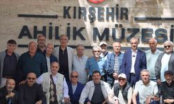 ERÜ İlahiyat Fakültesi 1985 mezunları Kırşehir'de buluştu