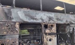 Geziye gelen tur otobüsü alev alev yandı