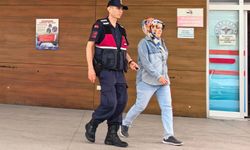 Kredi kartı çalıp harcama yapan şüpheliler yakalandı