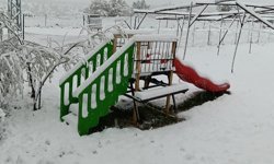 Mayısta kar yağışı etkili oldu, yaylalar beyaza büründü