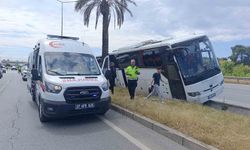 Otobüsü Çevreyolu'nda refüje çıktı: 1 yaralı