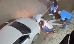 Silahlı saldırı kamerada: 2 kişi yaralandı