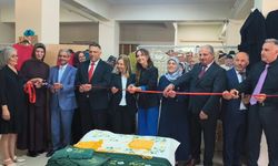 Iğdır’da “Abiye ve Nikah Kıyafeti Dikimi” Kursu Sergisi Açıldı