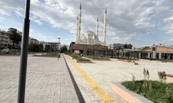 Haydar Aliyev Parkı Neden Açılmıyor?
