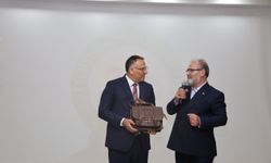 Iğdır'da ''Bir Fikrin ve Bir Şiirin Hikâyesi" Programı Düzenlendi