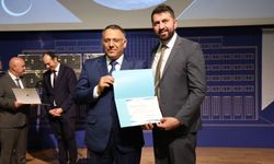 Rektör Gürel, "Türkiye’nin Ay Görevi: Bilimsel Çalışma Grubu Toplantısı"na Katıldı