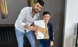 BAŞARILI ÖĞRENCİLERE ANLAMLI HEDİYE: KUAFÖR ERDİ’DEN ÜCRETSİZ TIRAŞ JESTİ!