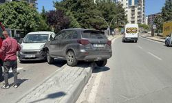 Baba ve 2 yaşındaki oğlu yaralandı