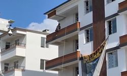 İNTİHAR GİRİŞİMİNİ POLİSİN DİKKATİ VE SABRI ENGELLEDİ