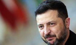 Polonya, Zelenskiy'e verdiği en yüksek devlet nişanını geri aldı