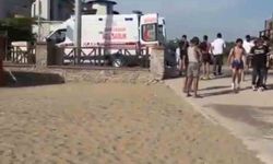 Serinlemek için girdiği suda boğuldu, kardeşi hastaneye kaldırıldı
