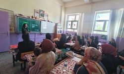 Yeşilay Kars Şubesi'nden velilere bağımlılıkla mücadele eğitimi